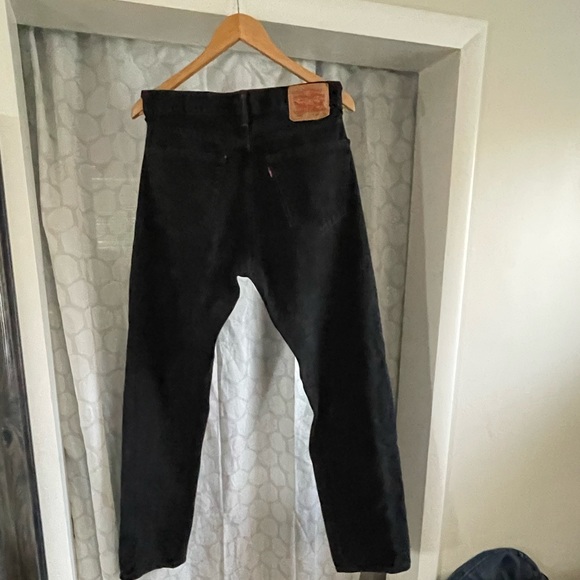 Mens Levi’s 505 jeans in black. Great condition W: 34 / L: 34 - Picture 2 of 3